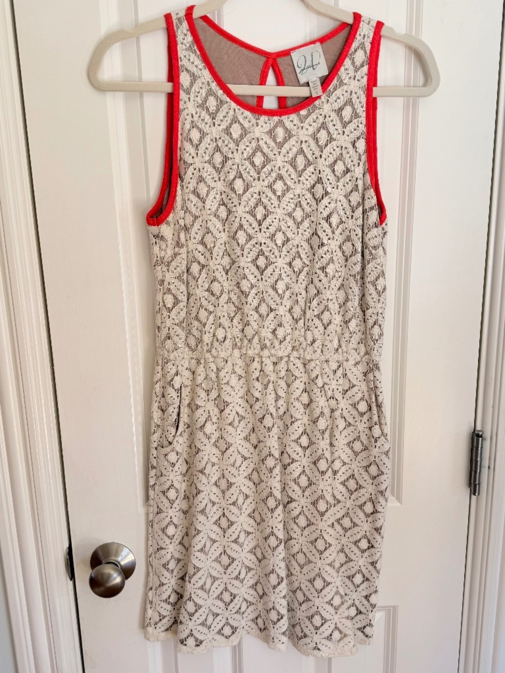 Sleeveless casual women’s dress (Small)